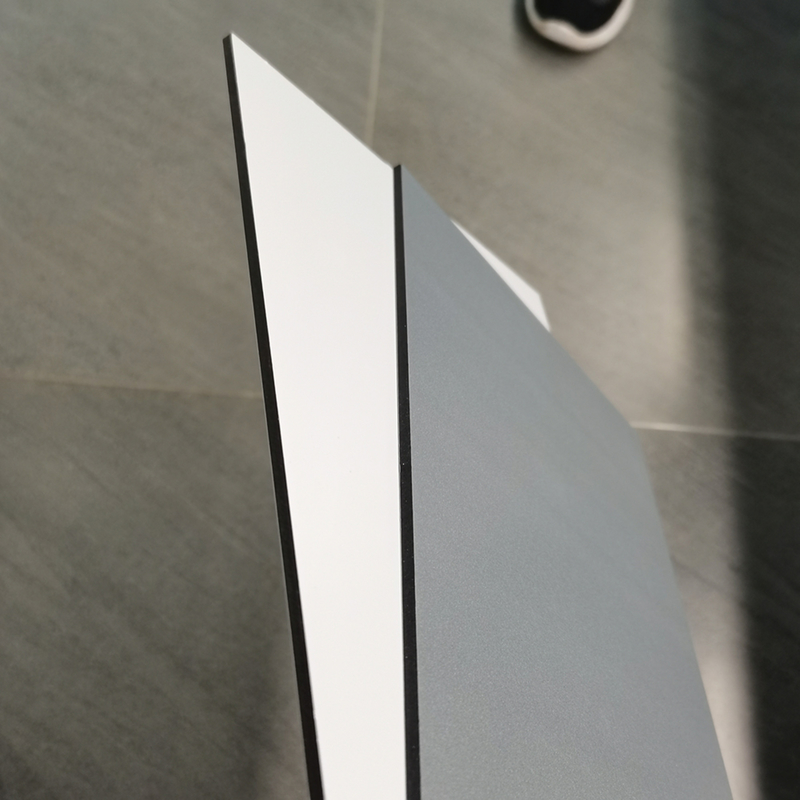 Alucobond PVDF алюминиевая композитная панель с неразрывным ядром и блестящей поверхностью
